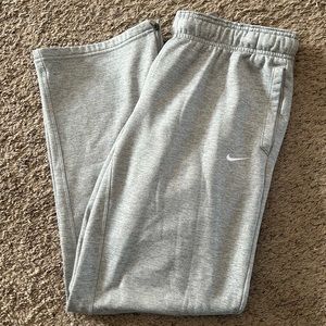 Nike Therma-Fit Sweatpants